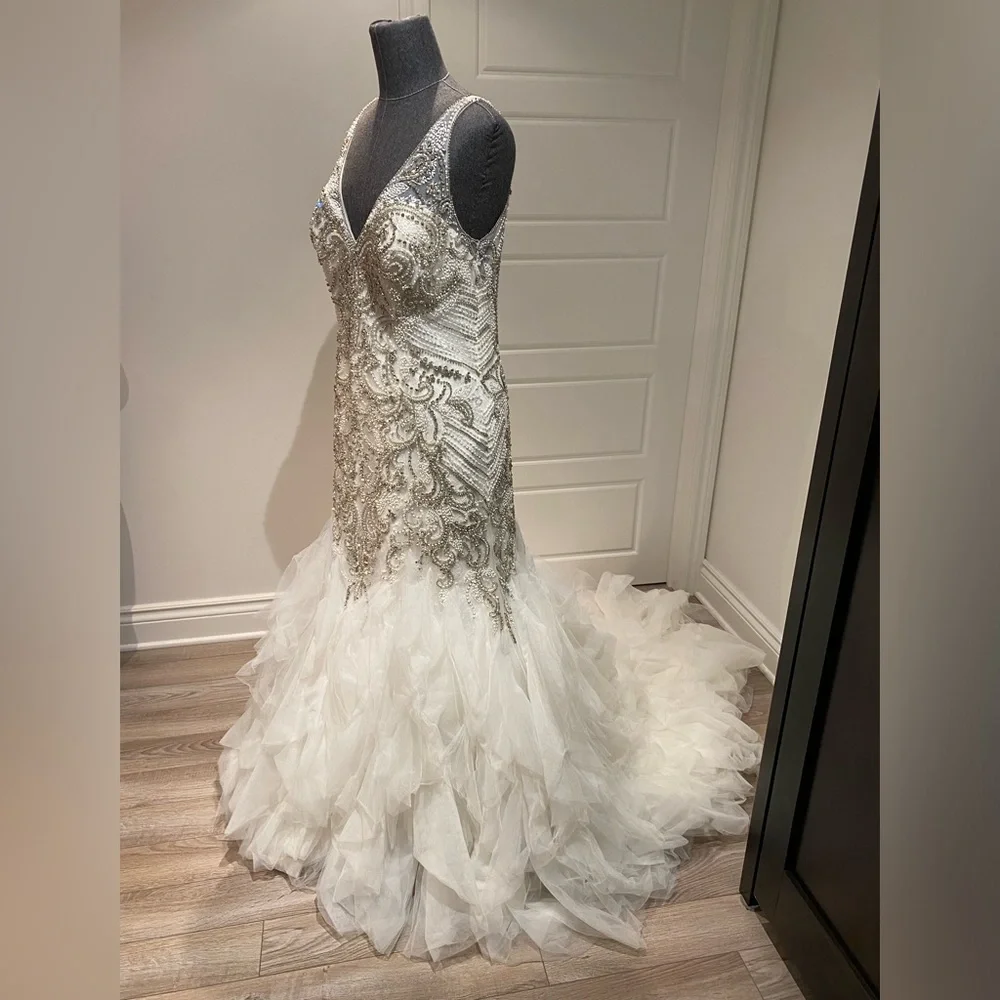 NEW Wedding Dress with Mermaid cut size 12-14 - Picture 4 of 10
